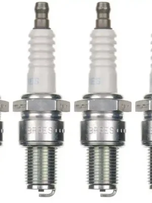 4x Zündkerze BR8ES Zündkerzen Set 4 Stück für Motorrad / Roller / Scooter Expressversand