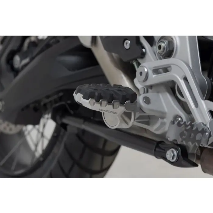 SW-Motech EVO Fußrasten-Kit passt für Triumph Tiger 1200 Modelle(22-) Aktuell