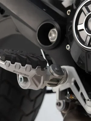Begrenztes Angebot SW-Motech EVO Fußrasten-Kit Ducati Modelle / Benelli TRK 502 X (18-).