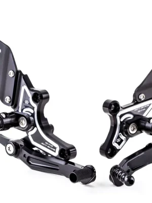 Markenware Gilles Fußrastenanlage RCT10GT verstellbar passend für BMW R Nine T / R Nine T Pure / R Nine T Scrambler / R Nine T Urban G / S - Modelle