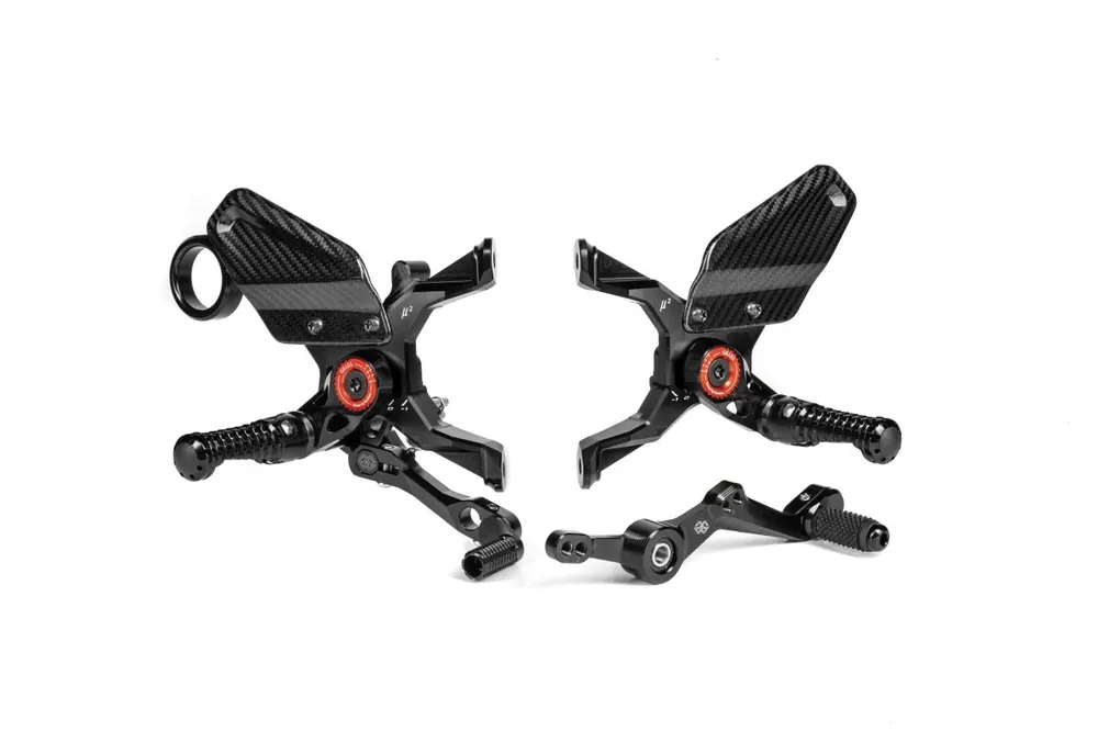 Schnäppchen Gilles Fußrastenanlage MUE2 verstellbar ABE passend für BMW M 1000 R & S 1000 R - Modelle (2021-2025)